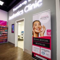 Clinic entrance to Aesthetic services