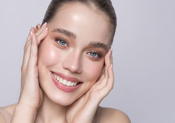 Dermal fillers aesthetic treatment